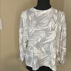 Gray and White Leaf Print Women's Top
